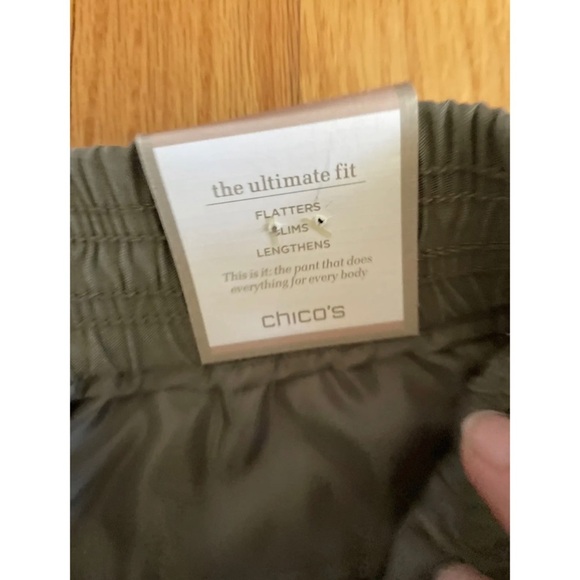 Chicos Green Olive Pull On Cuffed Ankle Pant SZ 1 M Tencel-Polyester -Casual - Picture 4 of 5